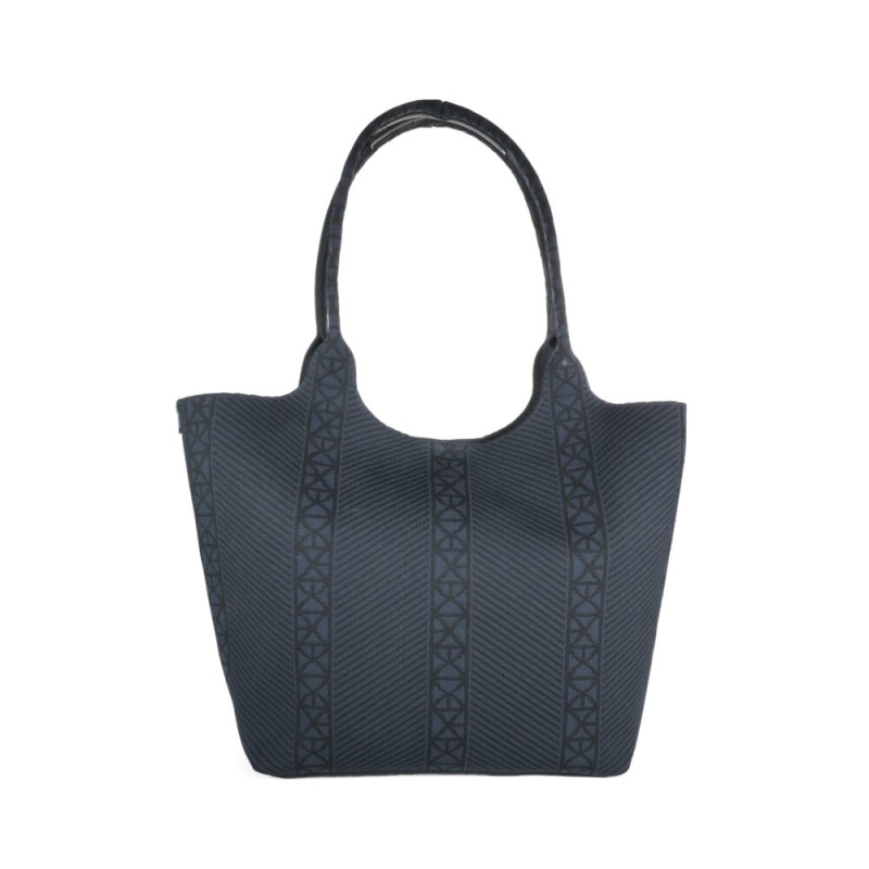 Bolsa Tote Grande Tejida con Pouch color Negro