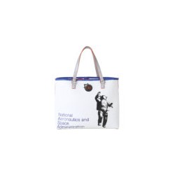Bolsa Tote Nasa x Oe Monedero desprendible color Blanco