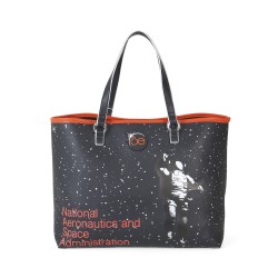 Bolsa Tote Nasa x Oe Monedero desprendible color Negro