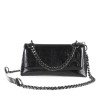 Bolsa Croosboy Chica Look Metálico color Negro