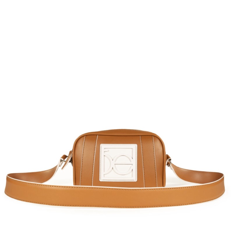 Bolsa Crossbody con Maxi Rubber color Camel