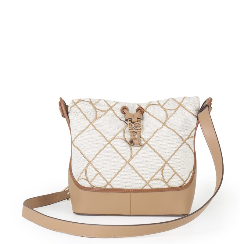 Bolsa Drawstring Textil Bordado a Rombos con Jareta color Camel